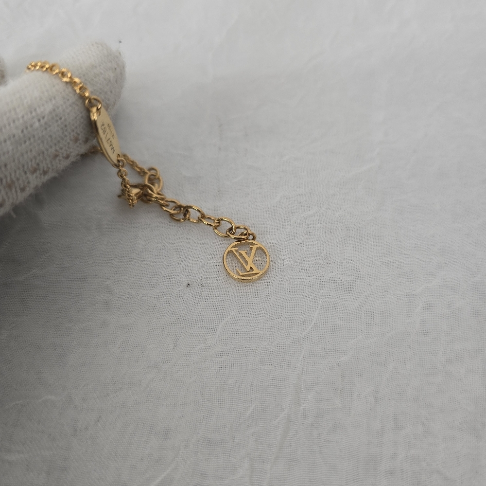LOUIS VUITTON Gold Charm Bracelet - Picture 6 of 9
